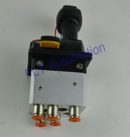 Parker Chelsea pneumatic directional control valve With Warning Light